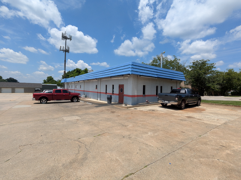More Photos Of 1411 Cherry Rd, Rock Hill Restaurant For Sale