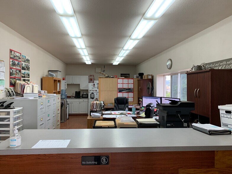 More Photos Of 21100-21190 SW Oregon St, Sherwood Warehouse For Sale