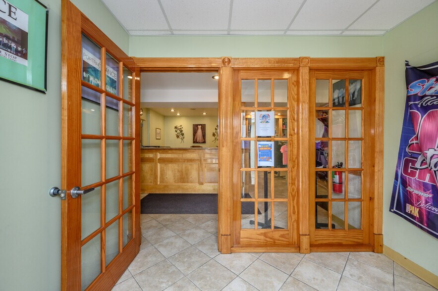 More Photos Of 355 Buckelew Ave, Monroe Township Freestanding For Sale