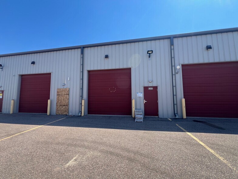 More Photos Of 6387-6397 Aviation Cir, Loveland Industrial For Sale
