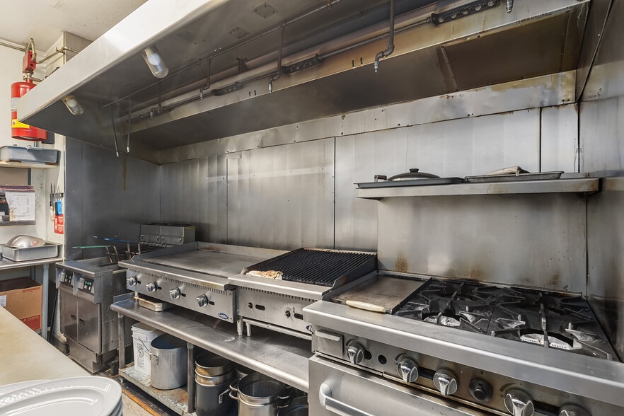 More Photos Of 8381 WA-903 Hwy, Ronald Restaurant For Sale