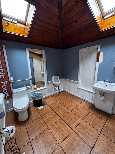 More Photos Of 401 W Dominick St, Rome Restaurant For Sale