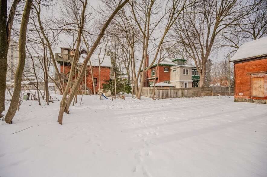 More Photos Of 223 Mary St, Waterloo Land For Sale
