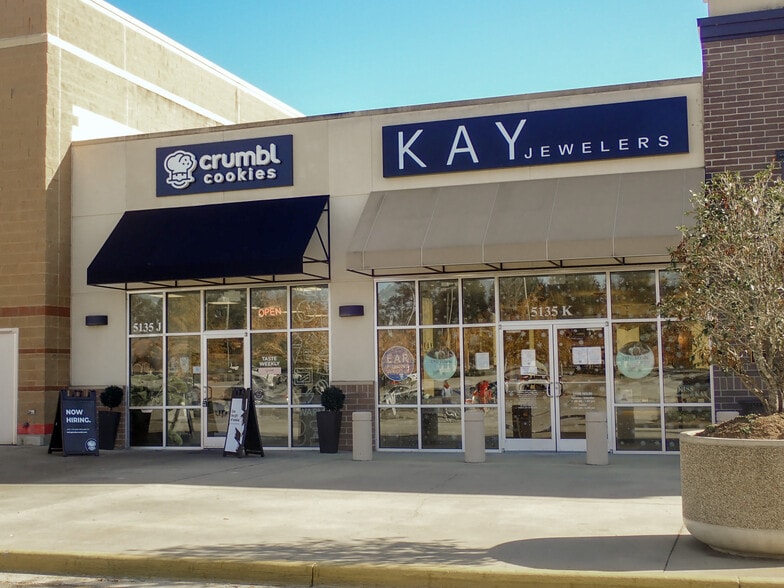 More Photos Of 5109-5141 Sunset Blvd, Lexington Unknown For Lease