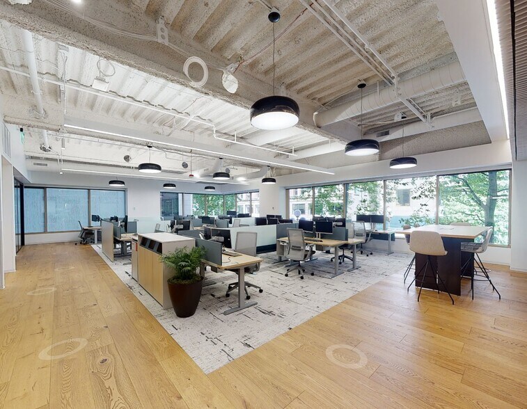 More Photos Of 425 Pike St, Seattle Office For Lease