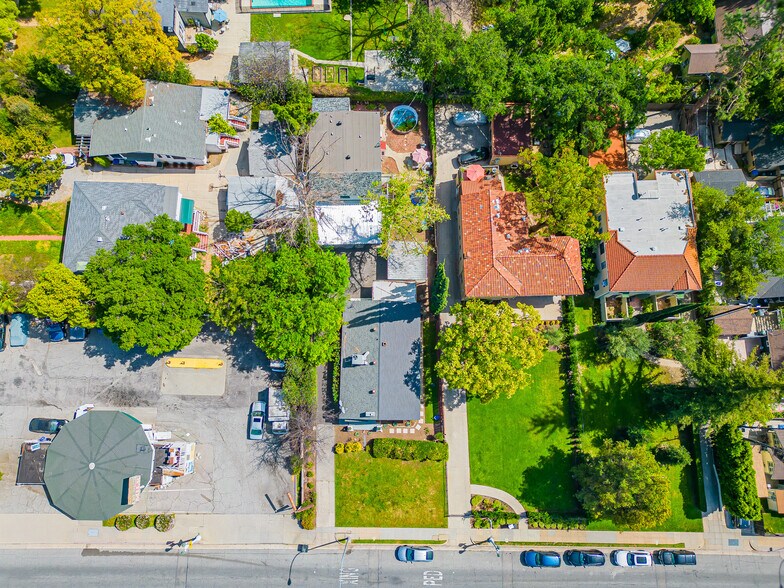 More Photos Of 1562 N Lake Ave, Pasadena Apartments For Sale