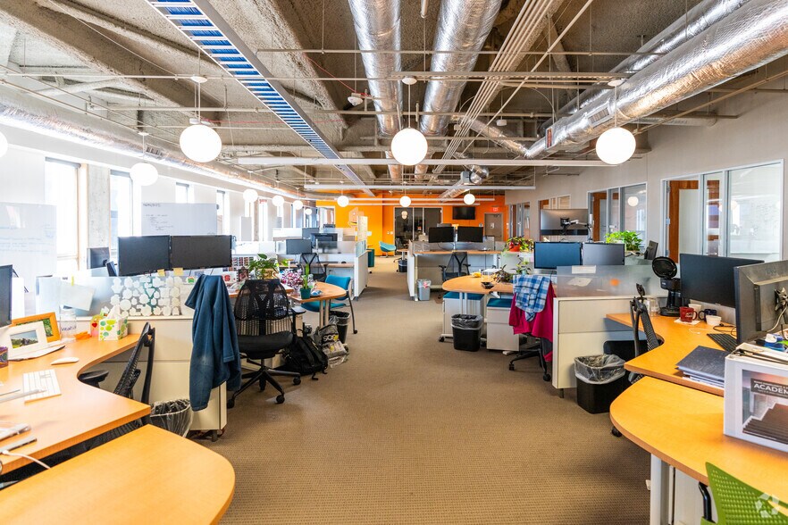 More Photos Of 227 Fayetteville St, Raleigh Office Residential For Lease