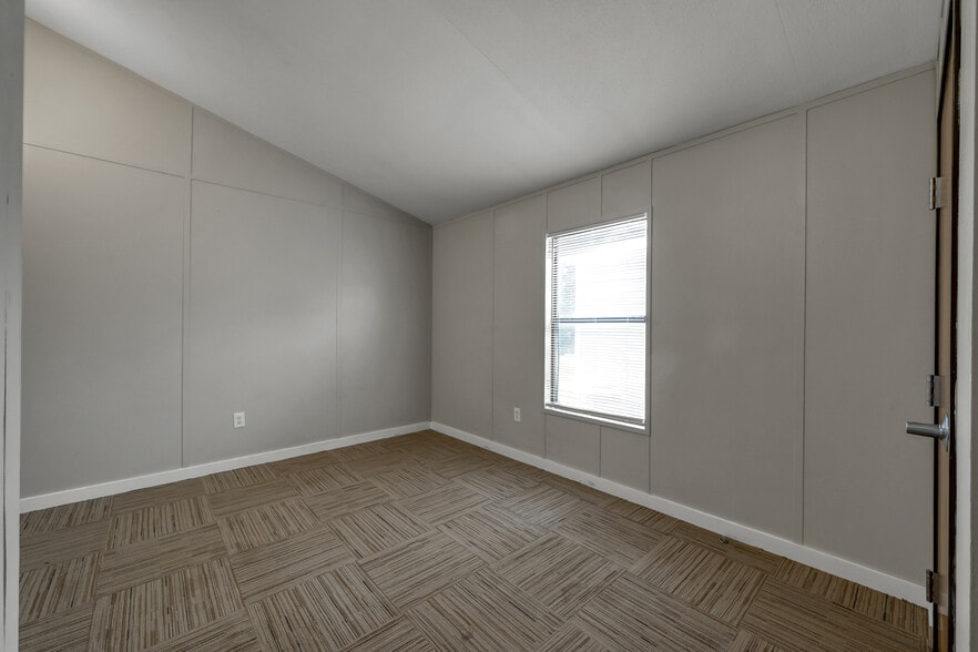 More Photos Of 2426 Crockett Martin Rd, Conroe Multifamily For Sale