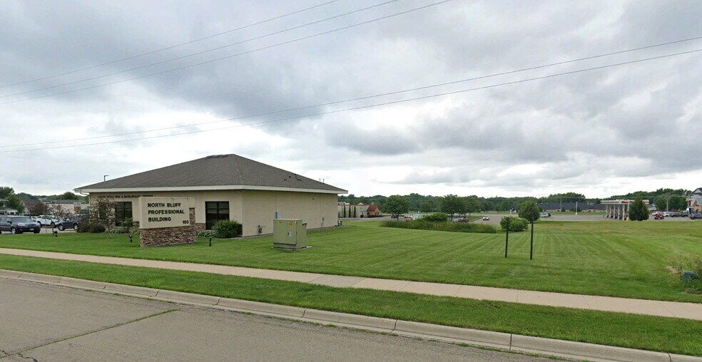 Primary Photo Of 155 28th St NE, Owatonna Medical For Lease
