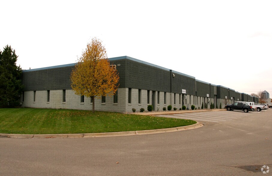 More Photos Of 5249 W 73rd St, Edina Light Distribution For Lease