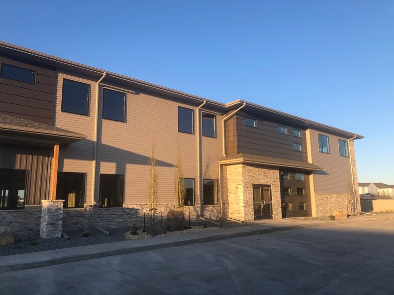 Primary Photo Of 3253 42nd St S, Fargo Office For Lease