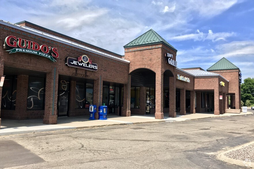 More Photos Of 1350-1500 S Lapeer Rd, Oxford Unknown For Lease