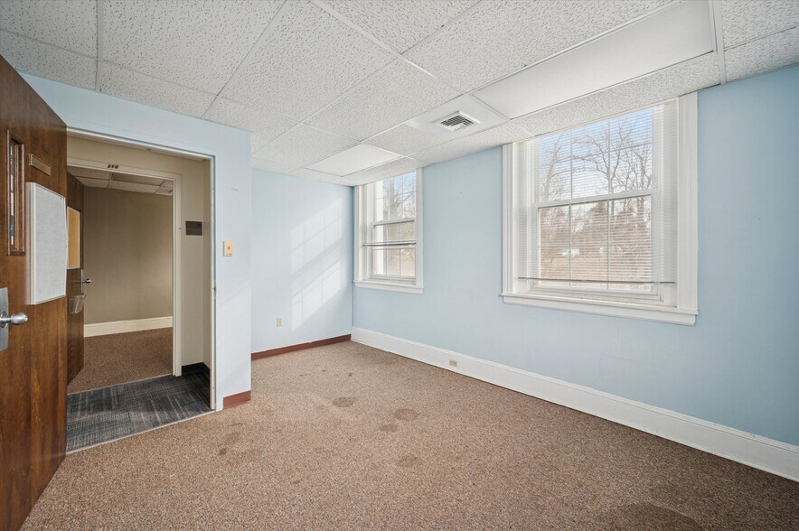 More Photos Of 4147 Woodland ave, Philadelphia Office For Sale