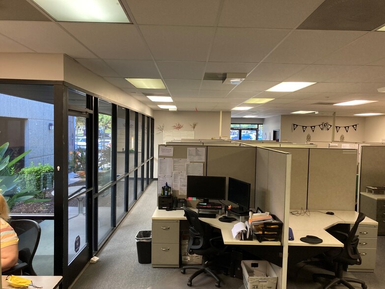 More Photos Of 1836 Commercenter Cir, San Bernardino Research And Development For Lease
