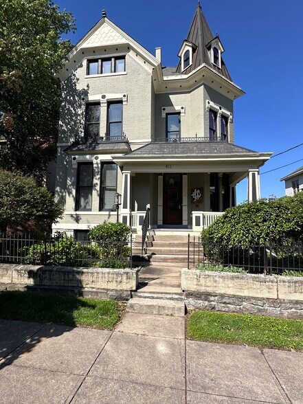 Primary Photo Of 411 Garrard St, Covington Office Residential For Sale