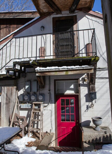 More Photos Of 83-85 S Main St, New Hope Storefront Retail Residential For Sale