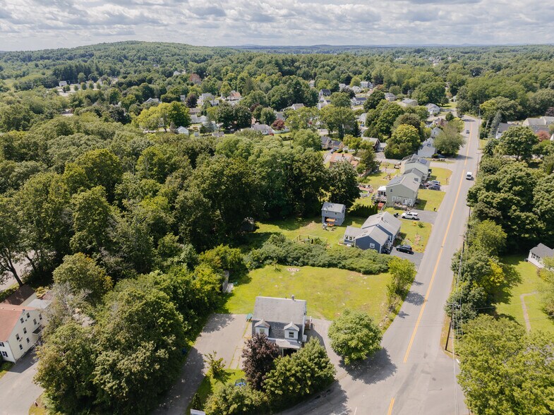 More Photos Of 1236 Mammoth Rd, Dracut Land For Lease