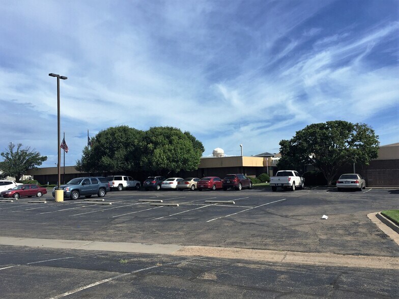 More Photos Of 421 E 34th St SE, Amarillo Industrial For Sale