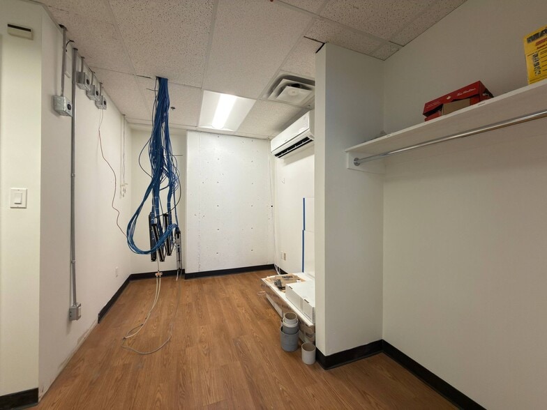 More Photos Of 118-128 W 6th Ave, Vancouver Apartments For Sale