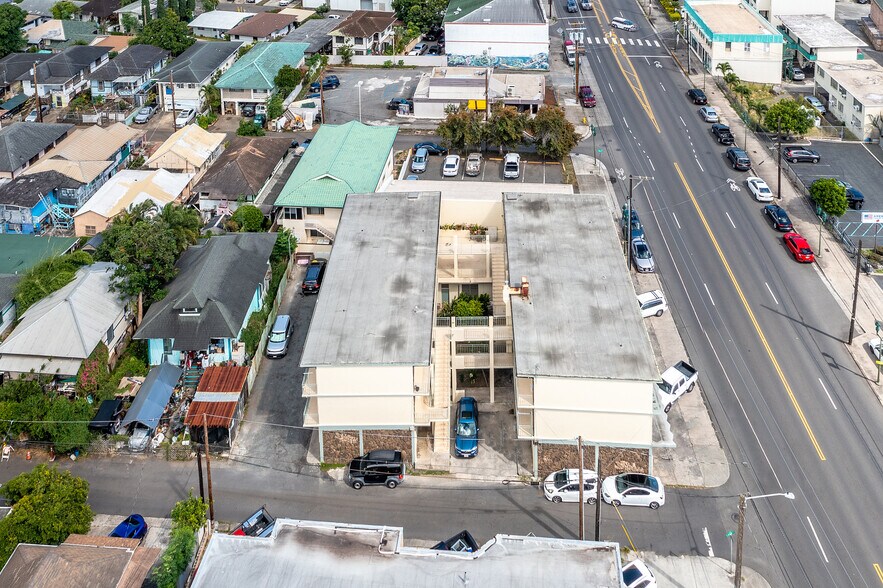 More Photos Of 1218 King Street, Honolulu Apartments For Sale