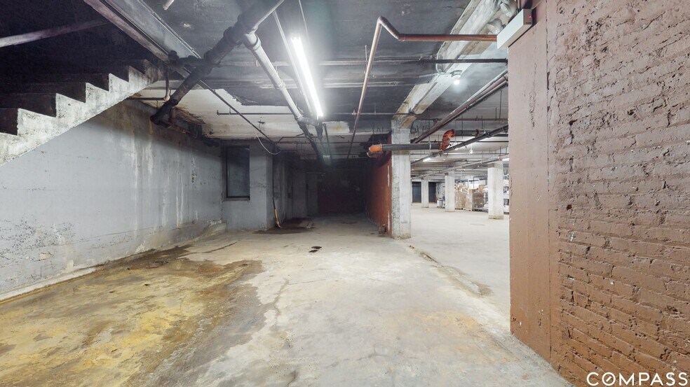 More Photos Of 2241 S Wabash Ave, Chicago Loft Creative Space For Sale