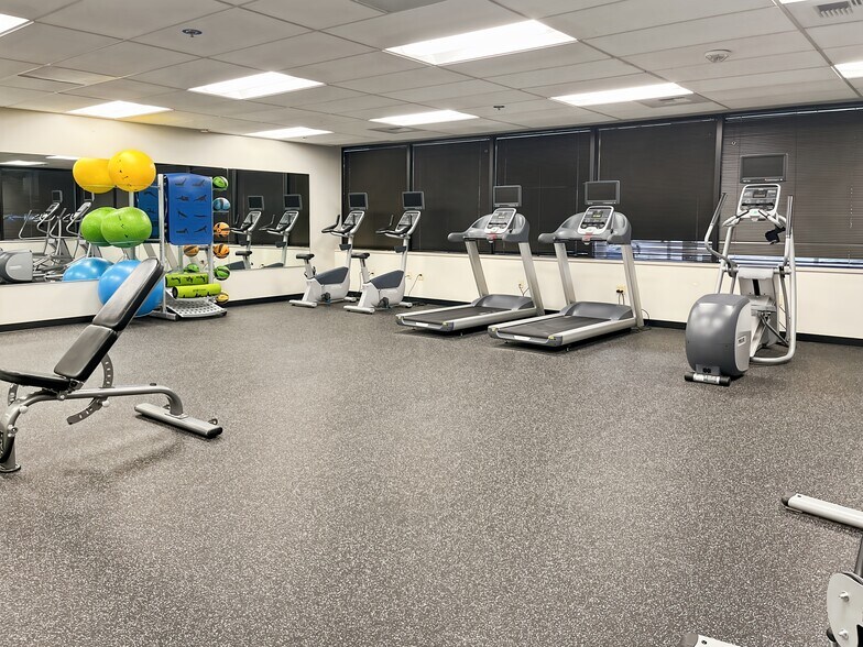 More Photos Of 707 S Grady Way, Renton Coworking Space