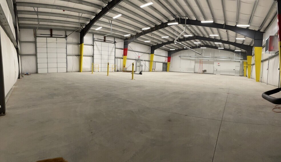 More Photos Of 1000 Saint Francis, Taos Industrial For Lease