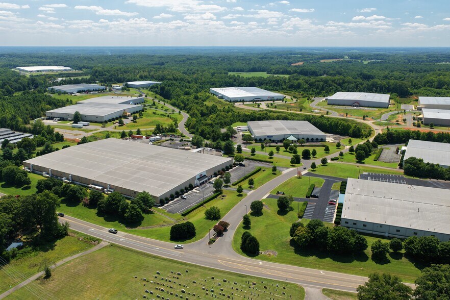More Photos Of 276 Enterprise Way, Mocksville Warehouse For Lease