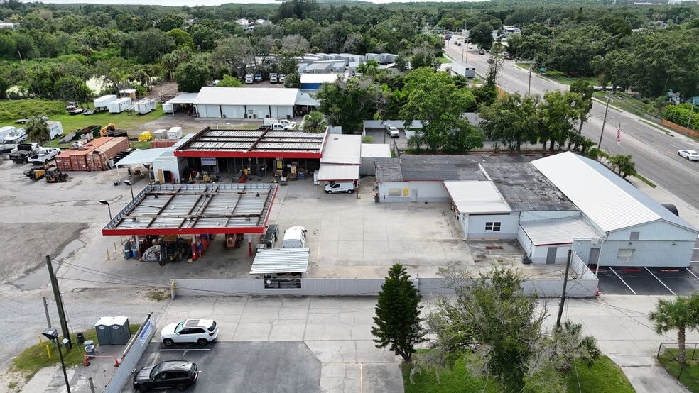 More Photos Of 7001 Gibsonton Dr, Gibsonton Manufacturing For Sale