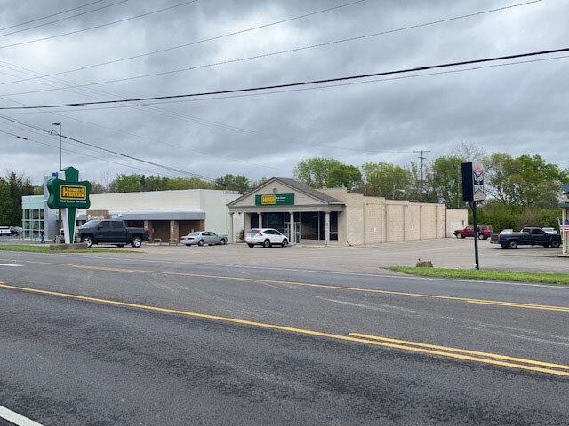 More Photos Of 1274 N Court St, Circleville Office For Sale