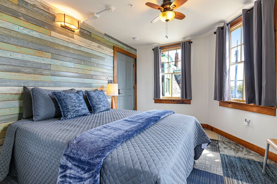 More Photos Of 1502 Elysian Fields Ave, New Orleans Hotel For Sale