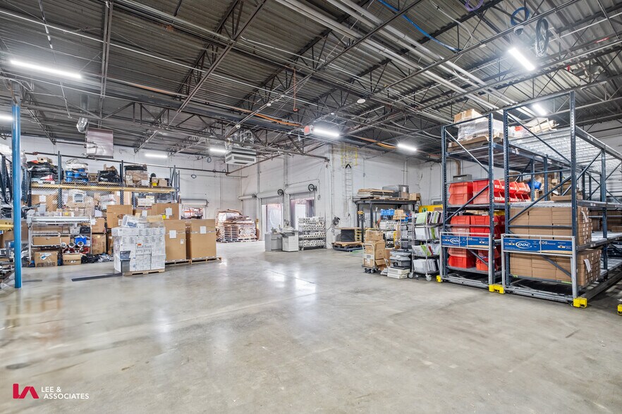 More Photos Of 2800 Colonnades Ct, Peachtree Corners Light Distribution For Lease