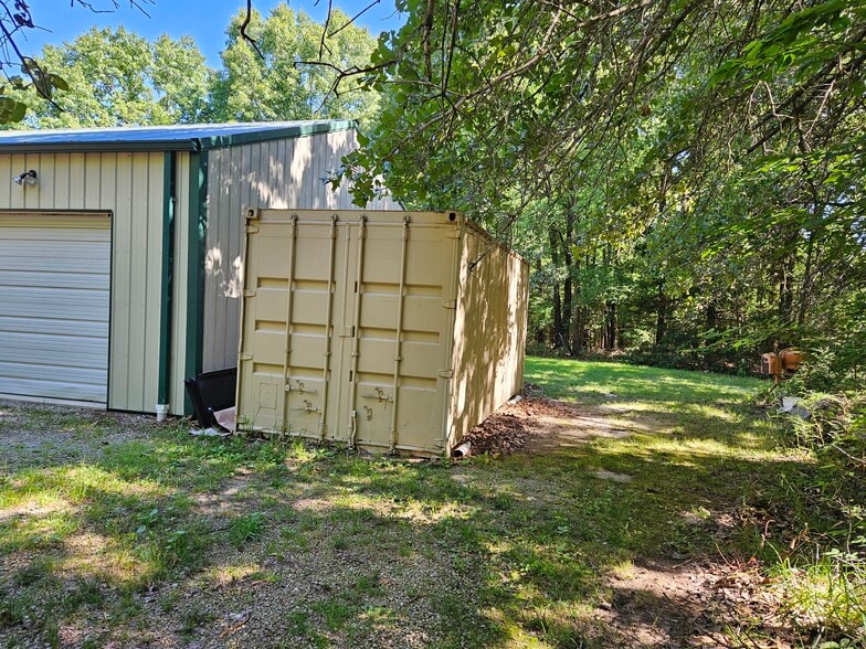 More Photos Of 244 County Road 555B, Tecumseh Manufacturing For Sale