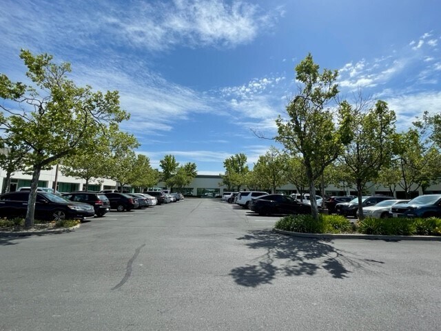 More Photos Of 3333 Vaca Valley Pky, Vacaville Research And Development For Lease