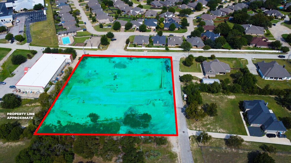 More Photos Of 221 W Stage Coach Trl, Willow Park Storefront For Lease