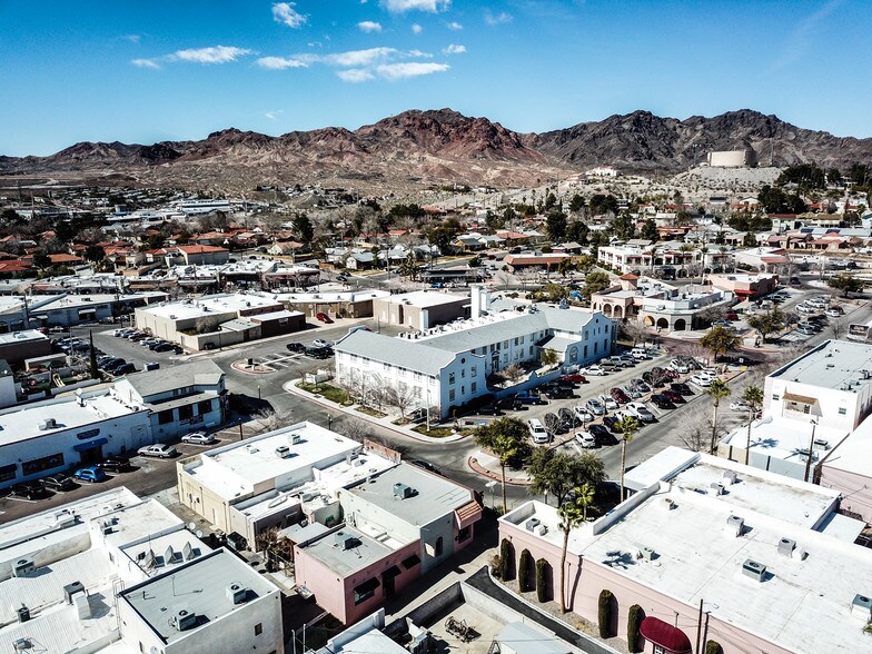More Photos Of 1212 Wyoming St, Boulder City Storefront Retail Residential For Sale