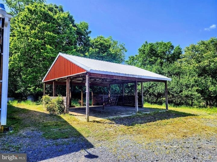 More Photos Of 215 Burkharts ln, Martinsburg Flex For Lease