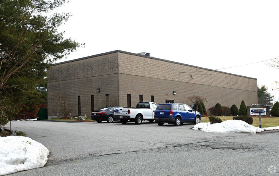 Primary Photo Of 37 Linnell Cir, Billerica Warehouse For Lease