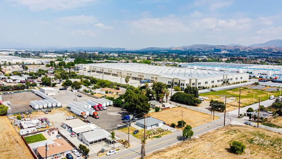 More Photos Of 1245 S Washington Ave, San Bernardino Truck Terminal For Sale