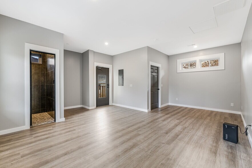 More Photos Of 4102 Soco Rd, Maggie Valley Hotel For Sale