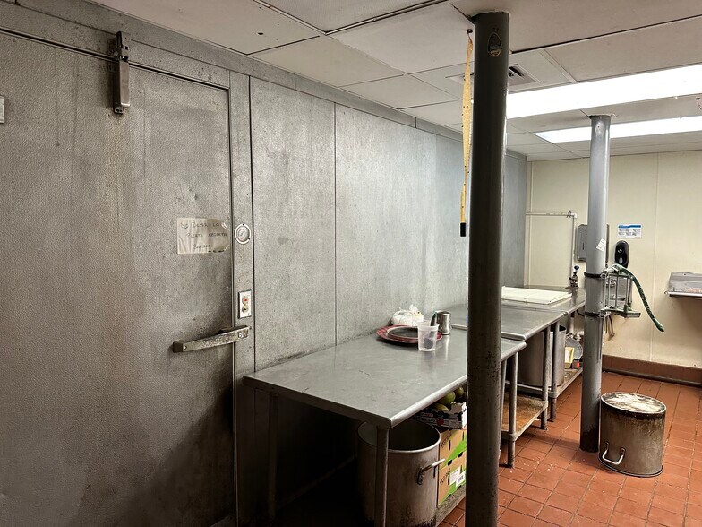 More Photos Of 348 Black Rock Tpke, Fairfield Restaurant For Sale