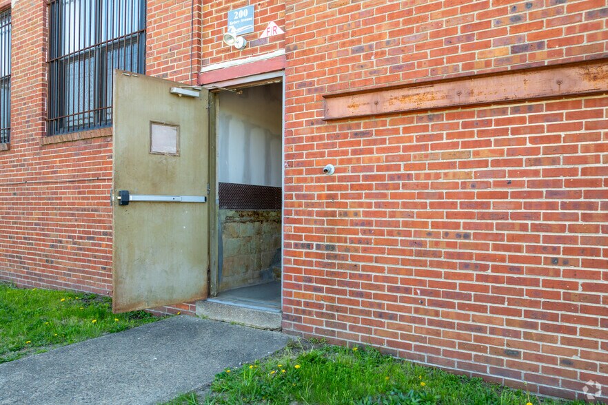 More Photos Of 50 Parkway Ave, Ewing Township Land For Lease