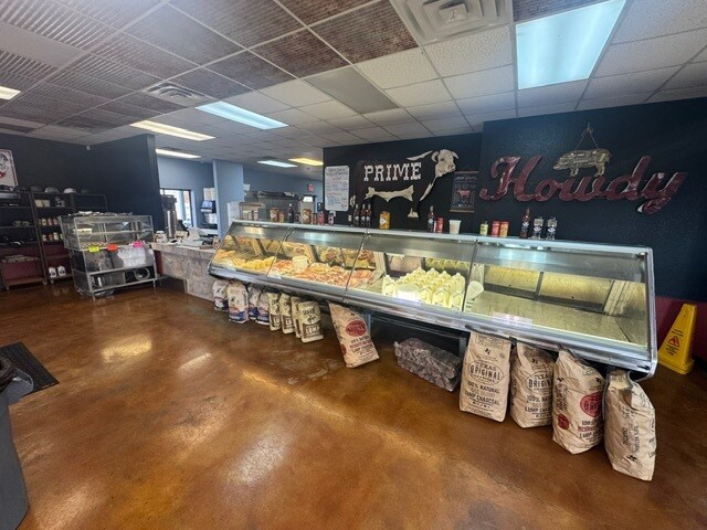 More Photos Of 1007 E 6th St, Odessa Restaurant For Sale