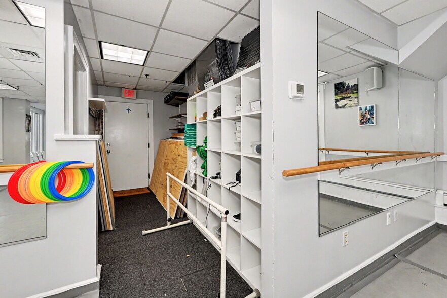 More Photos Of 245 Mill St, Greenwich Loft Creative Space For Lease