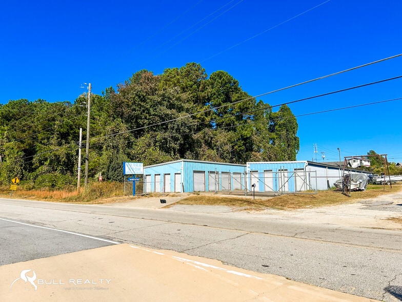 More Photos Of 2570 Flat Shoals Rd SE, Conyers Self Storage For Sale
