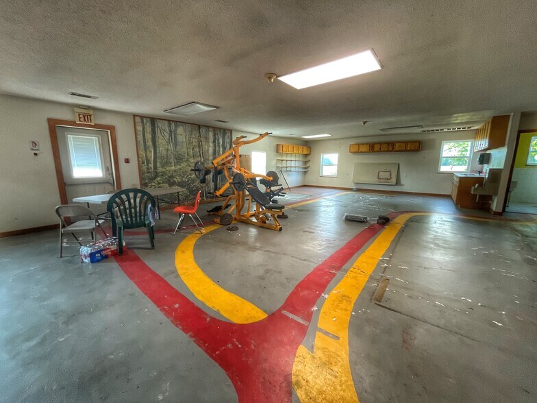 More Photos Of 660 Pine Ridge Rd, Pottsville Daycare Center For Sale