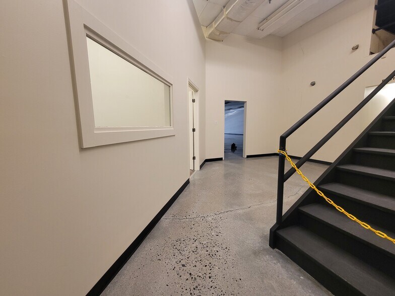 More Photos Of 2726-2708 Lee Hwy, Troutville Freestanding For Lease