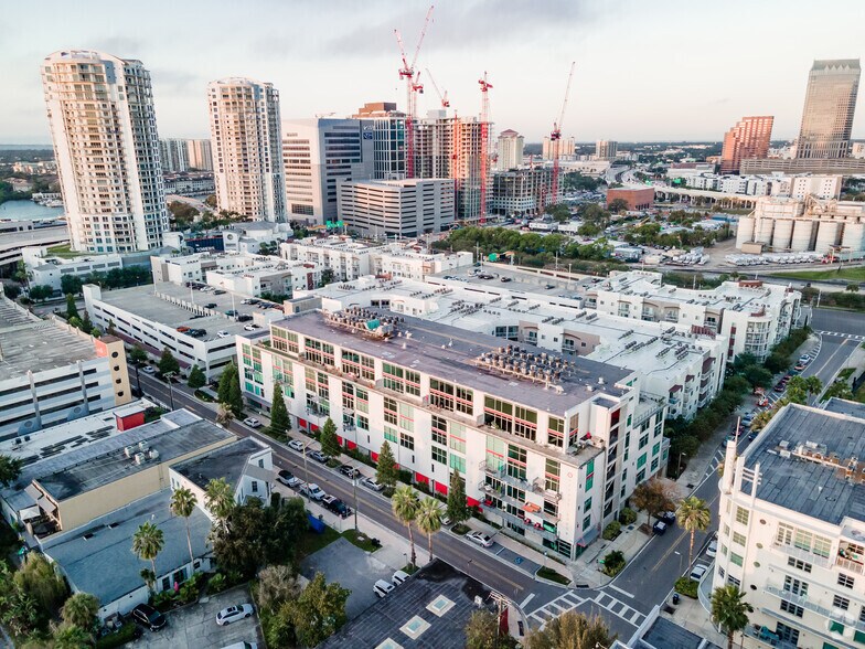 More Photos Of 101 S 12th St, Tampa Apartments For Lease