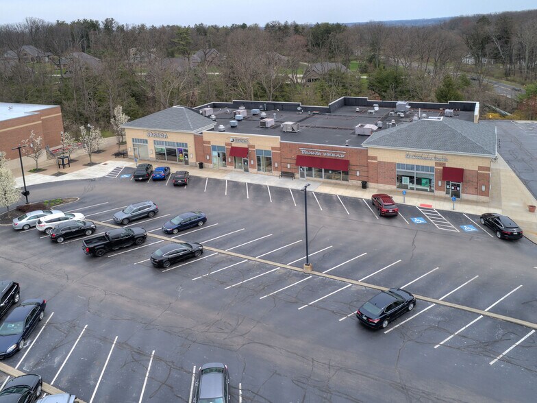 More Photos Of 8263-8383 Chippewa Rd, Brecksville Unknown For Lease