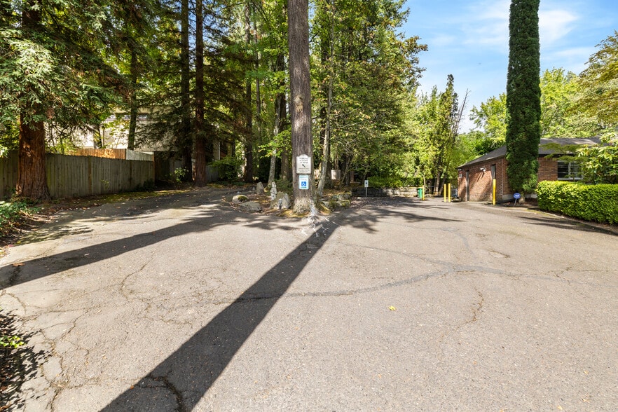 More Photos Of 7303 SW Beaverton Hillsdale Hwy, Portland Medical For Sale